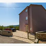 Besonderes Mit Pool, Grillplatz, Waschmaschine, Meerblick, Klima