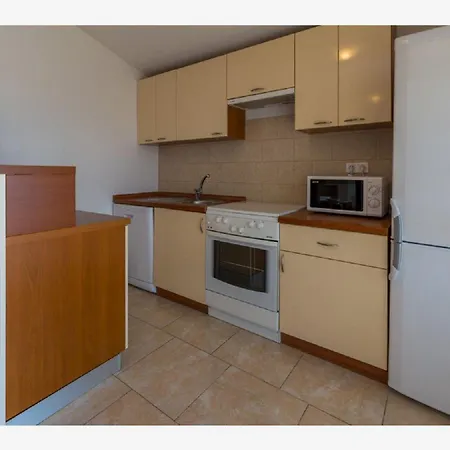 Besonderes Mit Pool, Grillplatz, Waschmaschine, Meerblick, Klima *